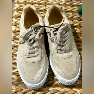 Bruno Magli Paola Platform Sneaker Sand Suede Size 7.5M